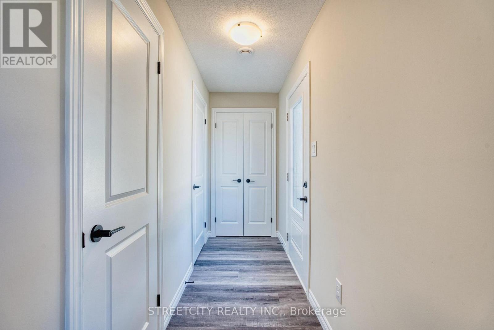 397 Callaway Road, London North, Ontario  N6G 0N8 - Photo 9 - X12302763