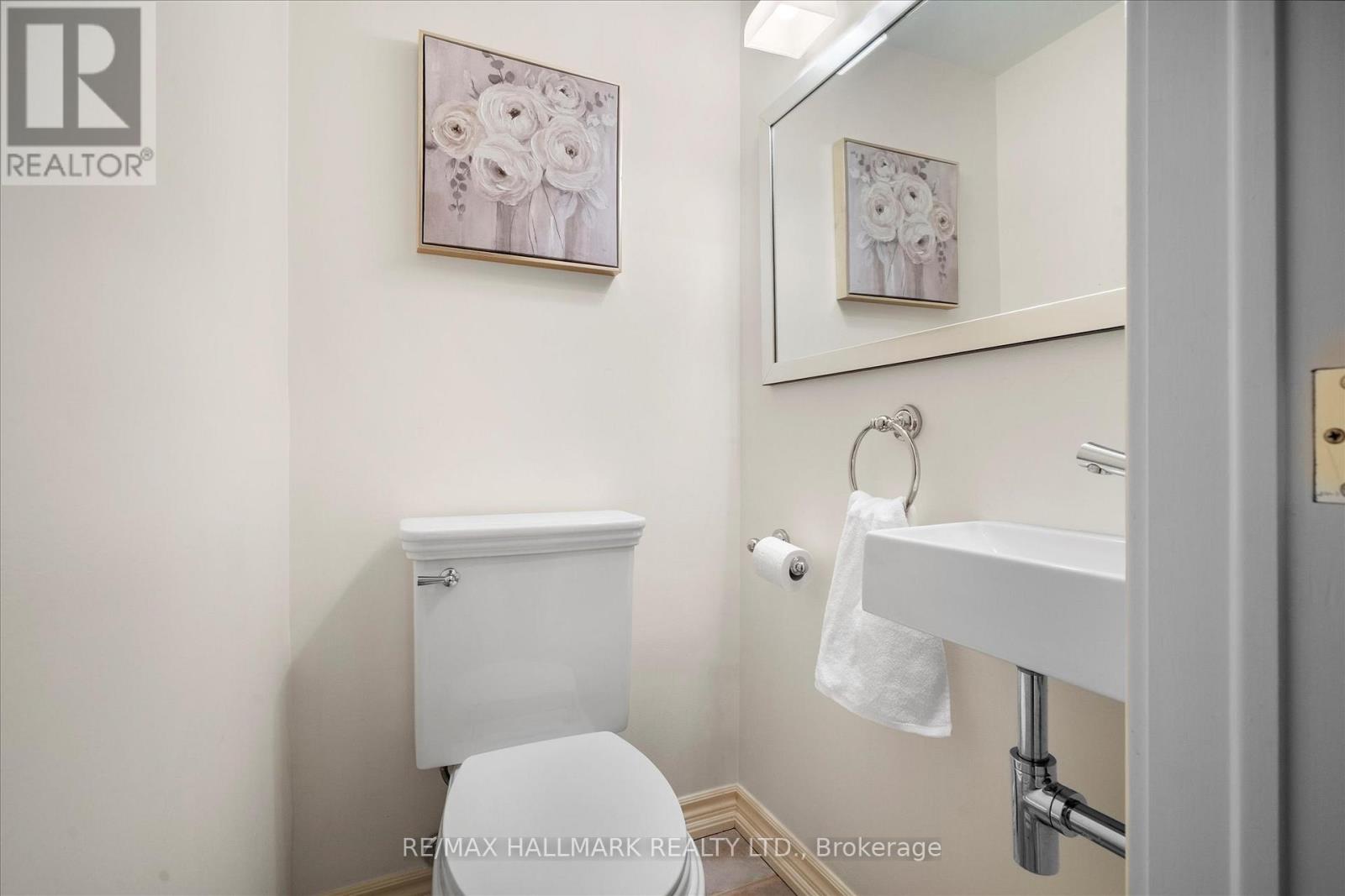 34 Munro Park Avenue, Toronto, Ontario  M4E 3M3 - Photo 31 - E12298808