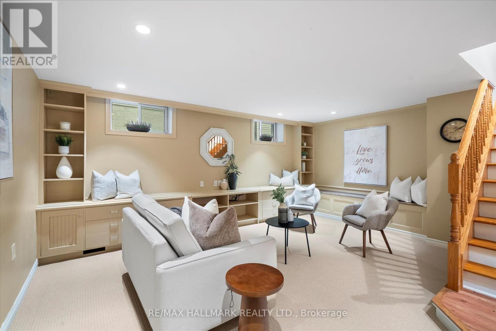 34 Munro Park Avenue, Toronto, Ontario  M4E 3M3 - Photo 33 - E12298808