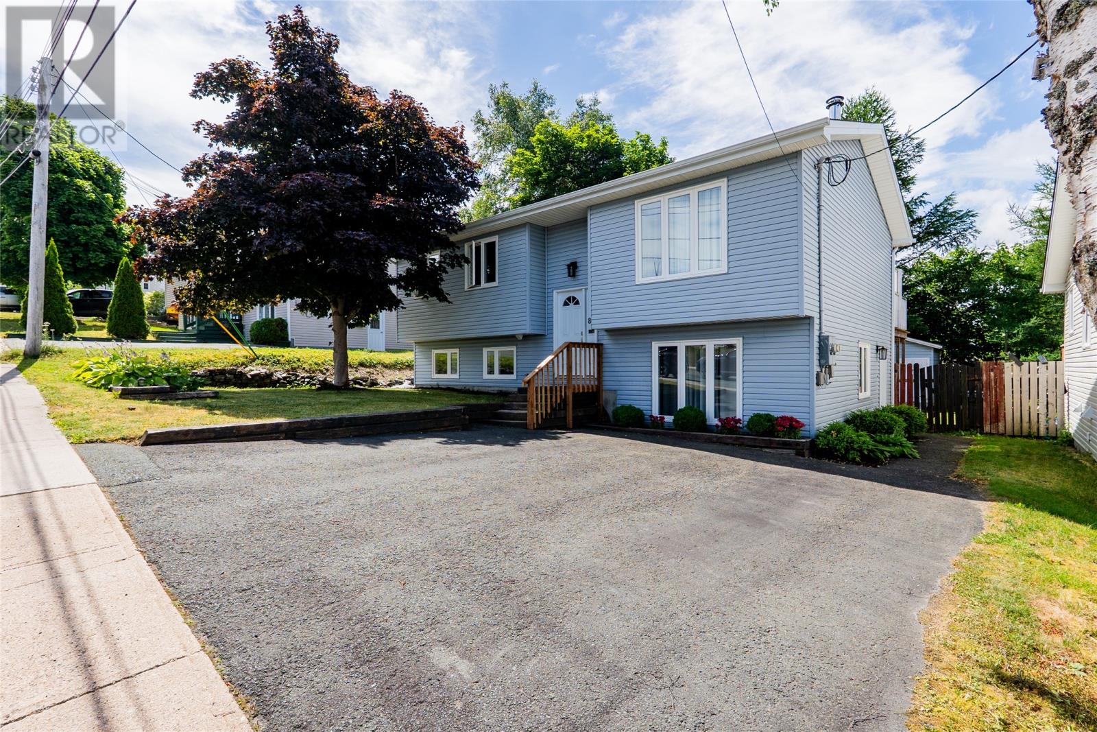 Property at 8 Densmores Lane image 2
