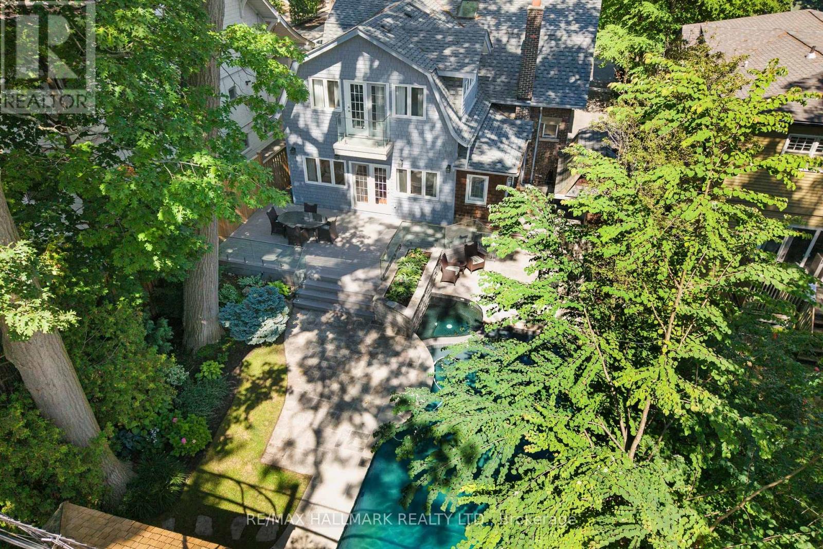 34 Munro Park Avenue, Toronto, Ontario  M4E 3M3 - Photo 49 - E12298808