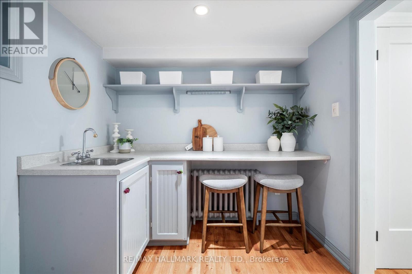 34 Munro Park Avenue, Toronto, Ontario  M4E 3M3 - Photo 37 - E12298808