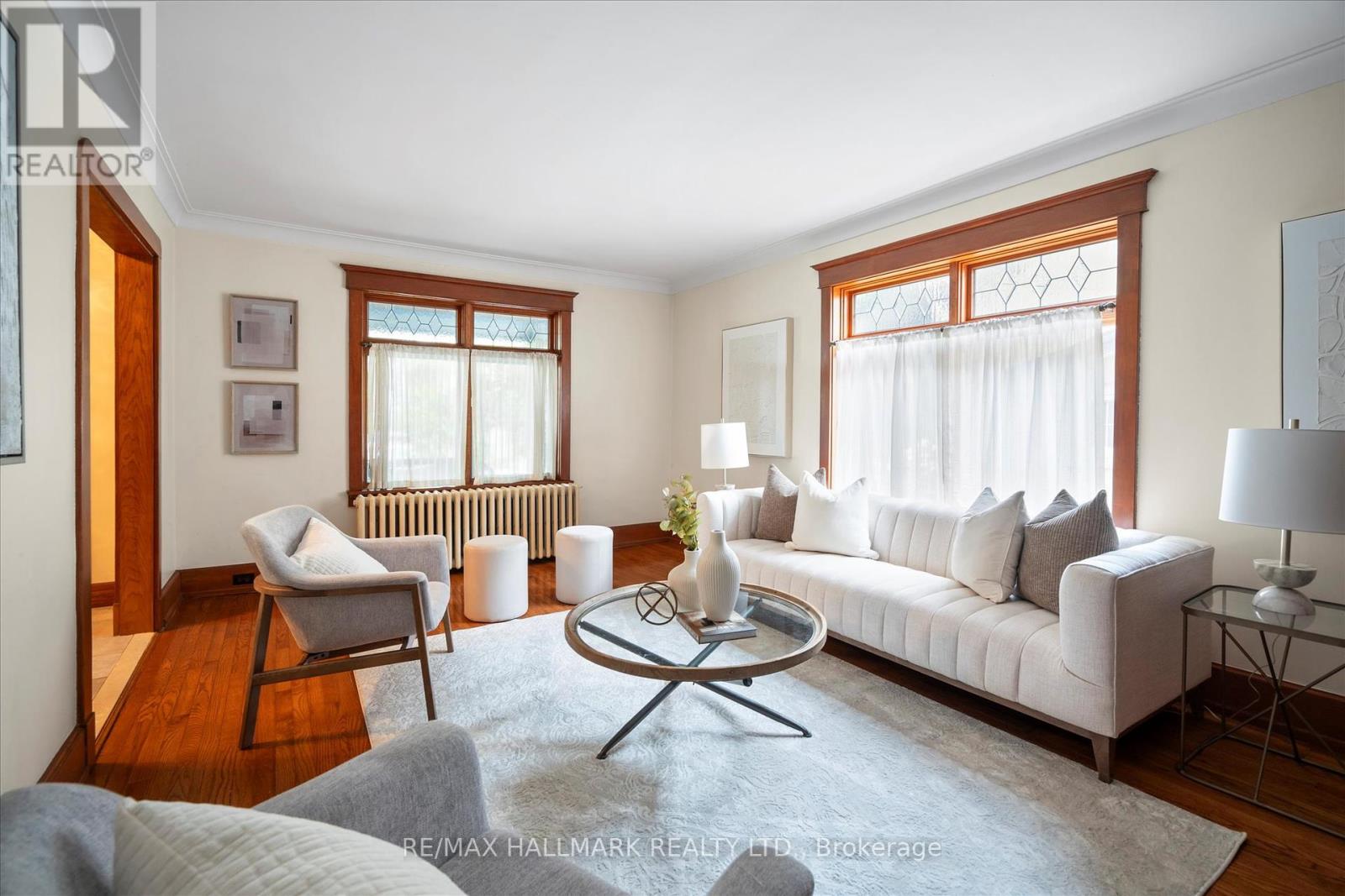 34 Munro Park Avenue, Toronto, Ontario  M4E 3M3 - Photo 6 - E12298808
