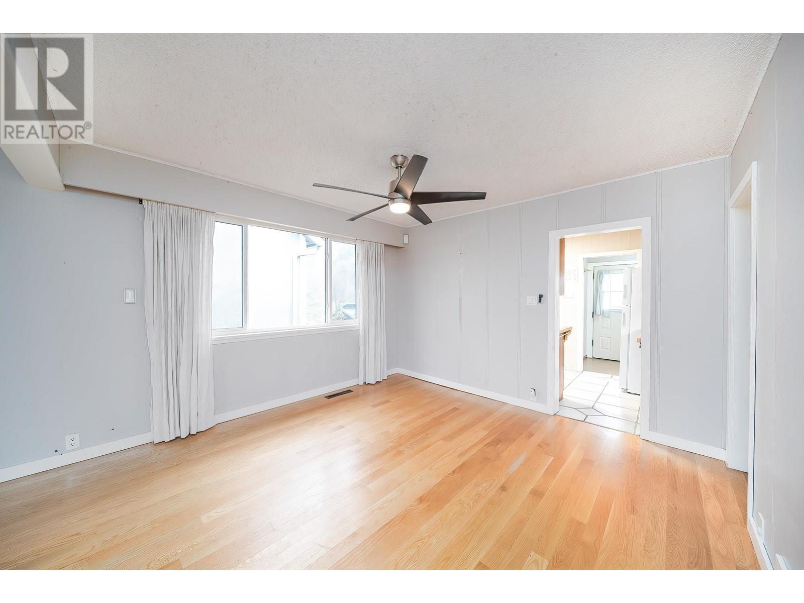 454 Kelly Street, New Westminster, British Columbia  V3L 3T9 - Photo 8 - R2985601
