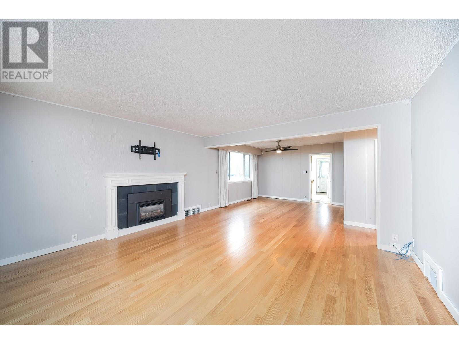 454 Kelly Street, New Westminster, British Columbia  V3L 3T9 - Photo 6 - R2985601