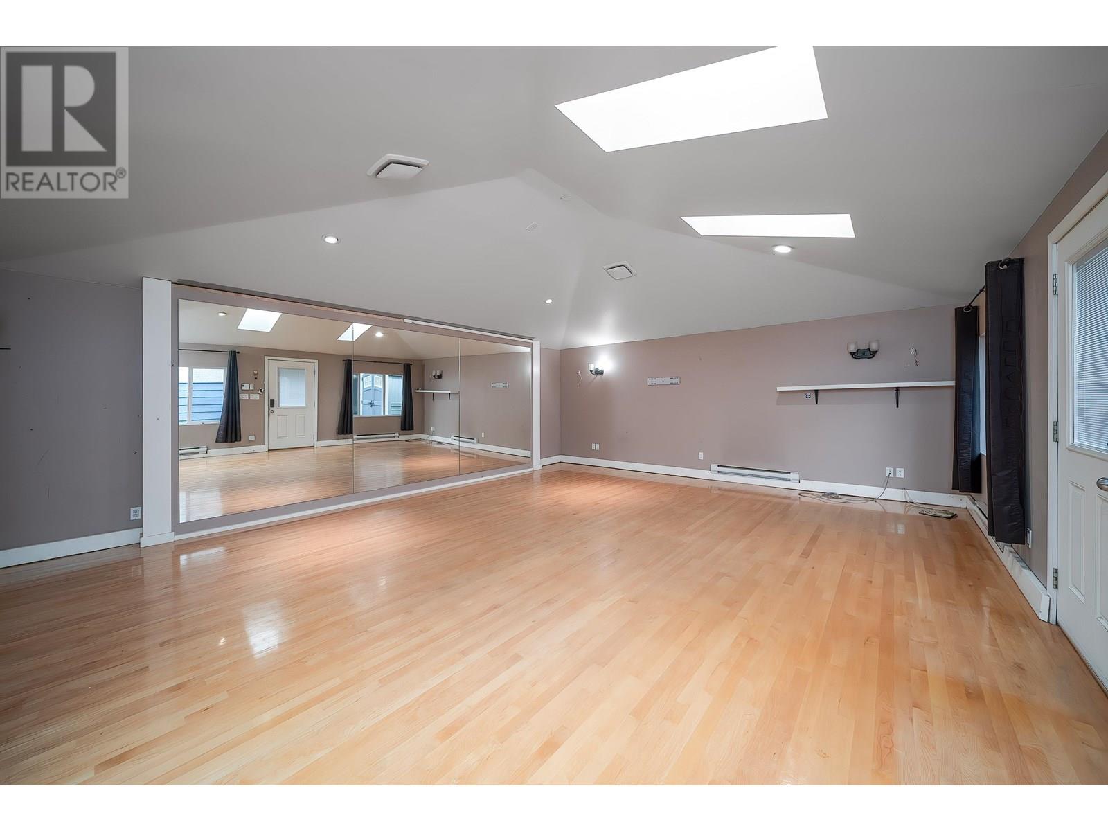 454 Kelly Street, New Westminster, British Columbia  V3L 3T9 - Photo 26 - R2985601