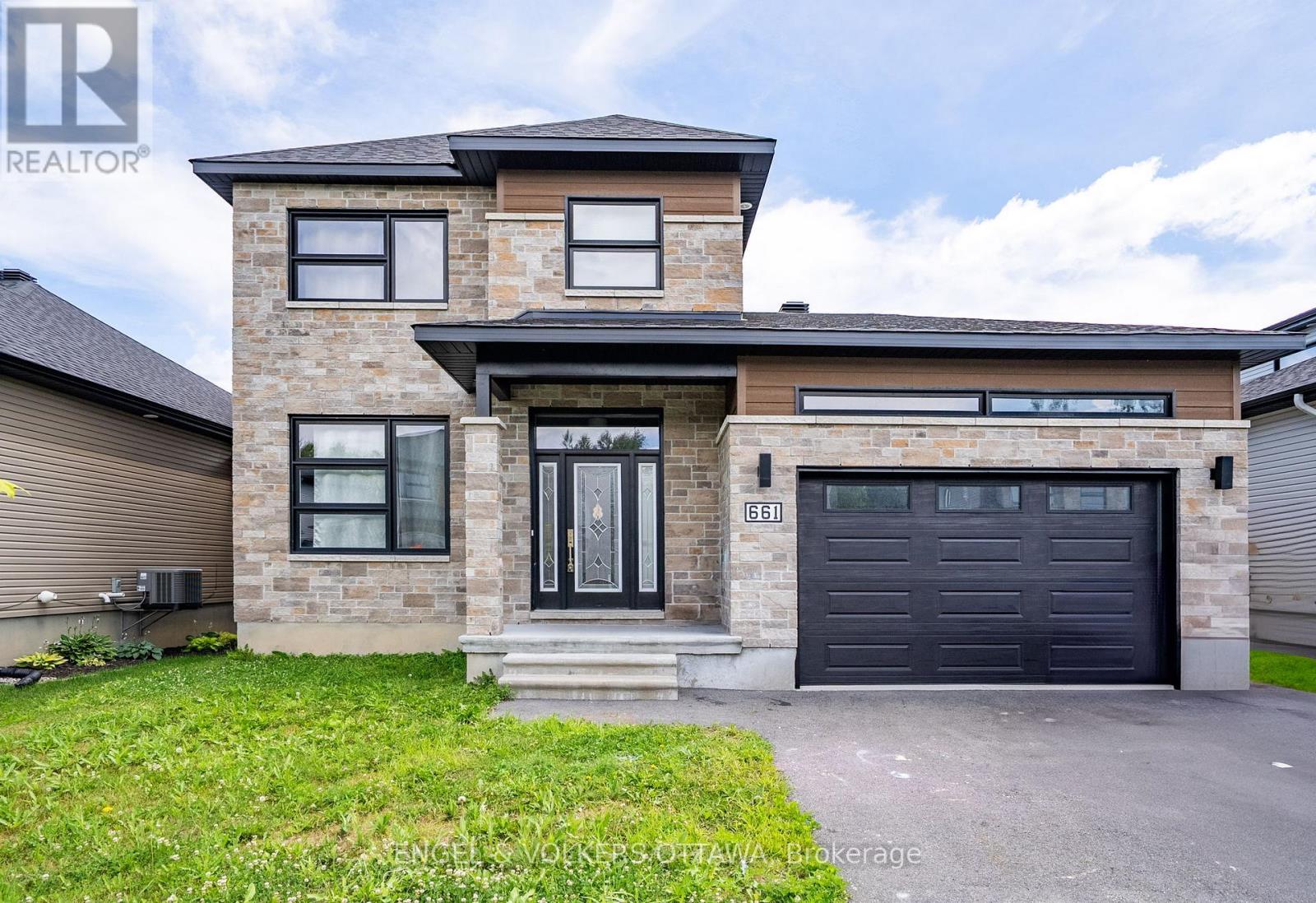 661 Conservation Street, Casselman, Ontario  K0A 1M0 - Photo 1 - X12302778