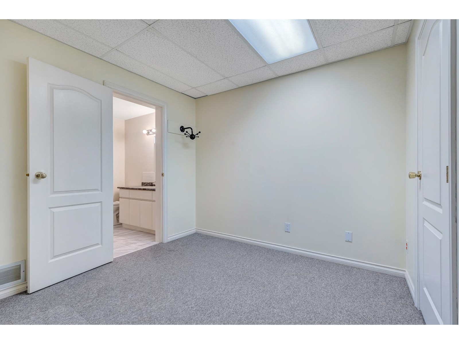 8678 Sunburst Place, Chilliwack Mountain, Chilliwack, British Columbia  V2R 3J1 - Photo 35 - R3007954