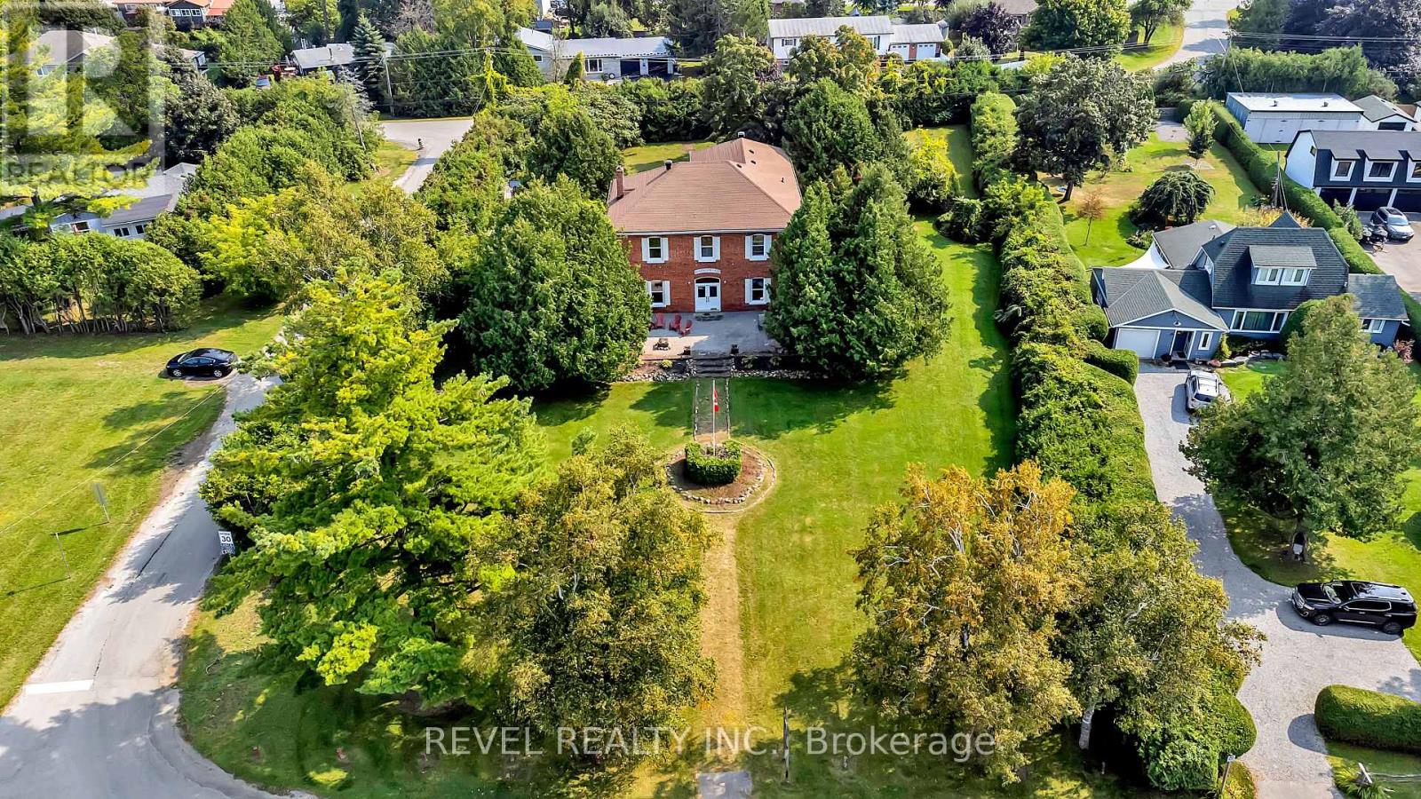 351 Hedge Road, Georgina, Ontario  L0E 1R0 - Photo 3 - N12289686