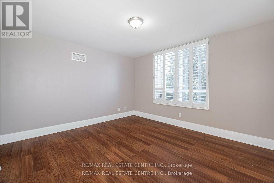 204 - 330 Burnhamthorpe Road, Mississauga, Ontario  L5B 0E1 - Photo 21 - W12302472