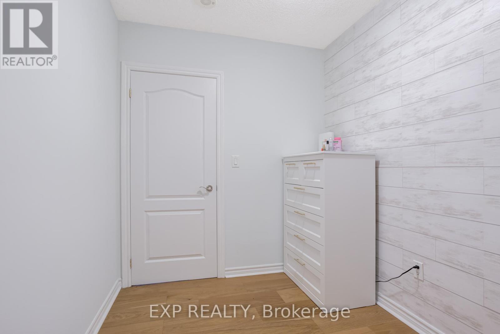 1002 - 2088 Lawrence Avenue W, Toronto, Ontario  M9N 3Z9 - Photo 18 - W12302480