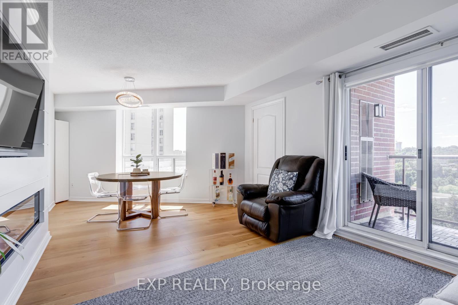 1002 - 2088 Lawrence Avenue W, Toronto, Ontario  M9N 3Z9 - Photo 6 - W12302480