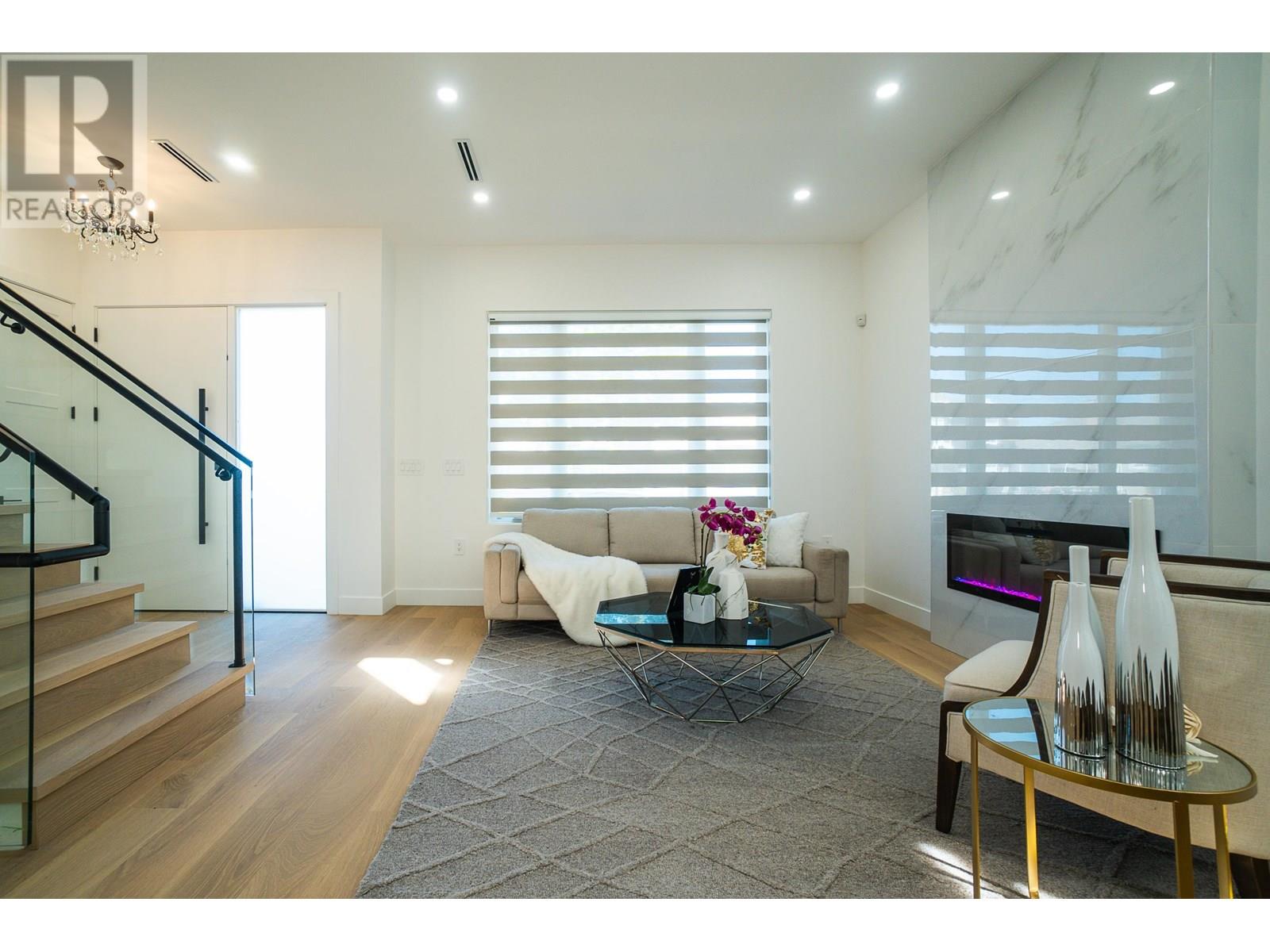 Property at 4152 PENDER STREET image 5
