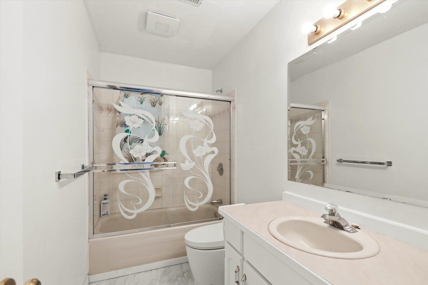 8036 Cedar Street, Mission, British Columbia  V2V 3N1 - Photo 9 - R3010880