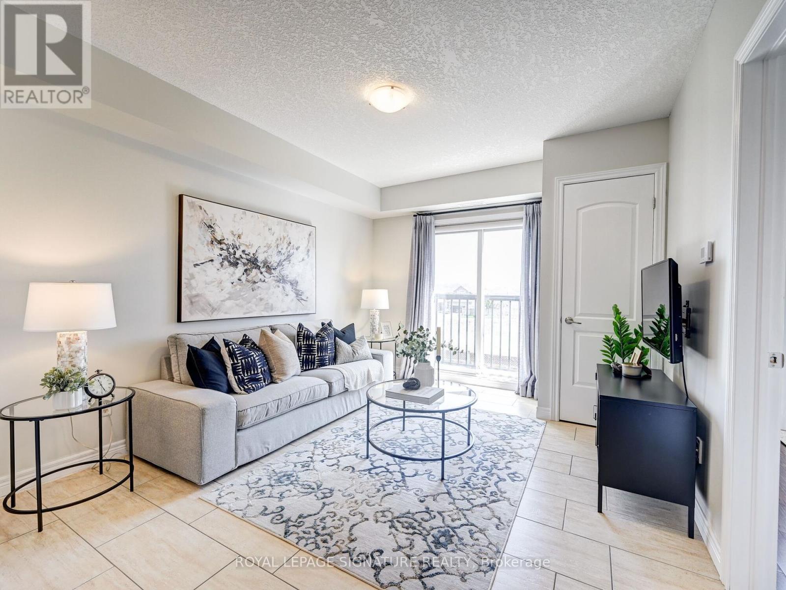 Property at 205 - 886 GOLF LINKS ROAD image 5