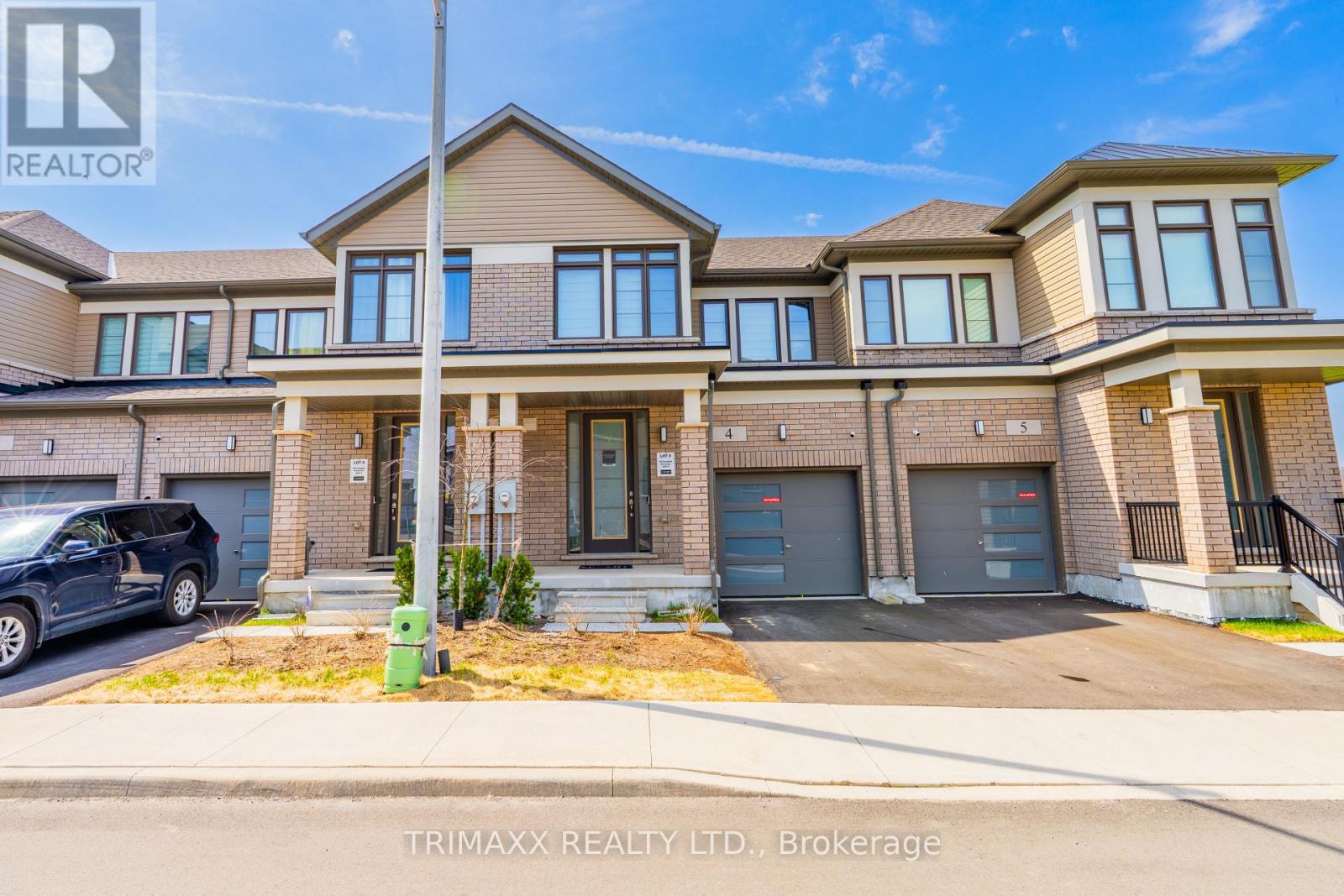 4 - 10 FREEDOM CRESCENT, Hamilton, Ontario