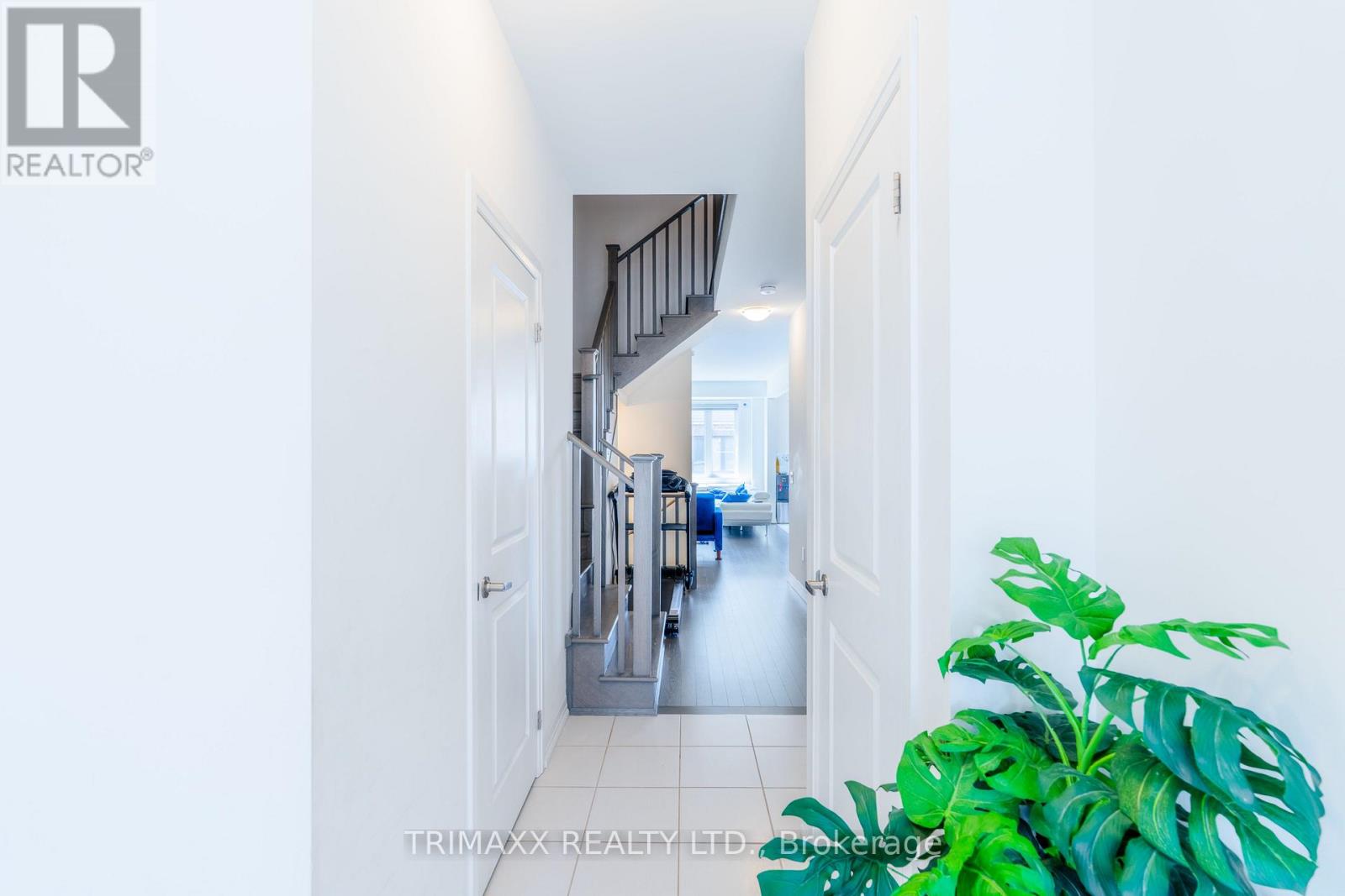 4 - 10 Freedom Crescent, Hamilton, Ontario  L0R 1W0 - Photo 5 - X12302661