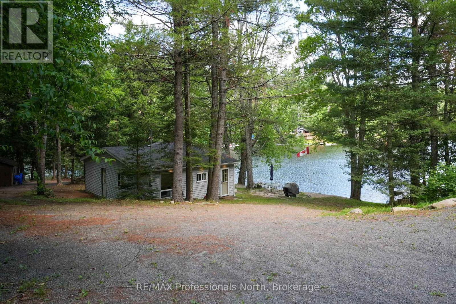 1073 Ward Lane N, Bracebridge, Ontario  P1L 1X1 - Photo 19 - X12302746