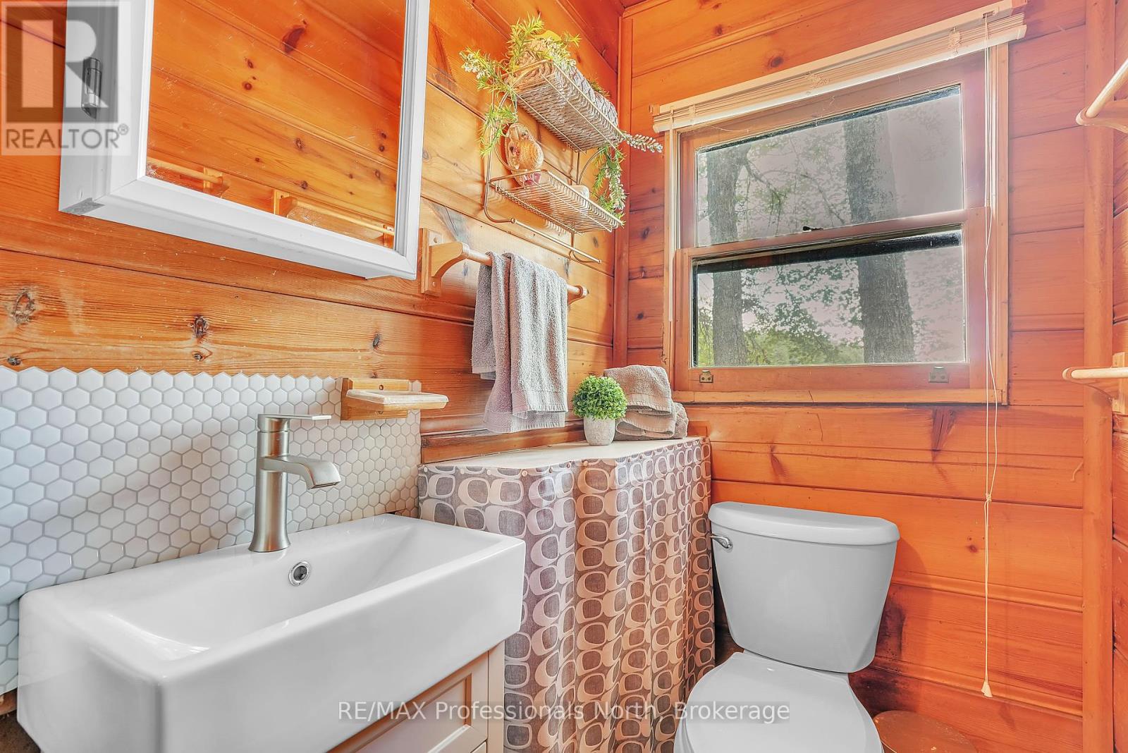 1073 Ward Lane N, Bracebridge, Ontario  P1L 1X1 - Photo 28 - X12302746