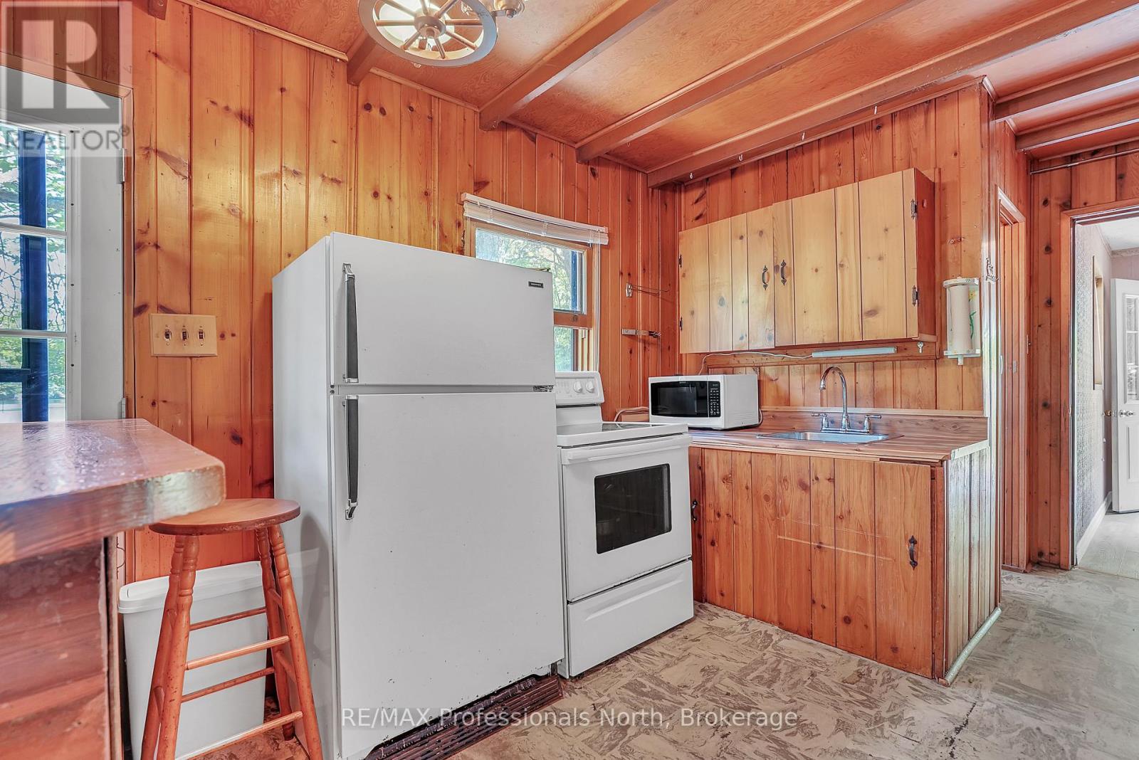 1073 Ward Lane N, Bracebridge, Ontario  P1L 1X1 - Photo 33 - X12302746