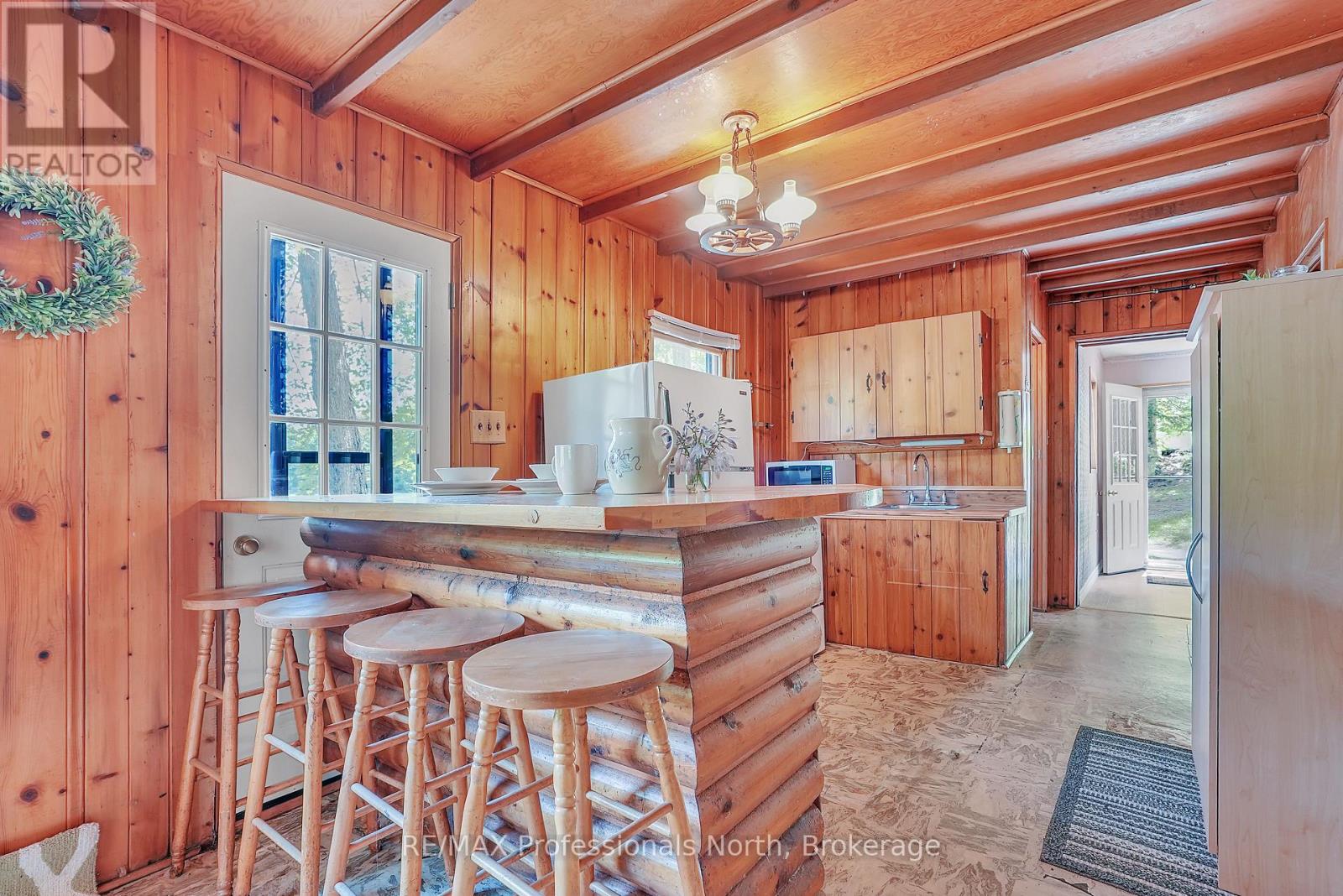 1073 Ward Lane N, Bracebridge, Ontario  P1L 1X1 - Photo 34 - X12302746