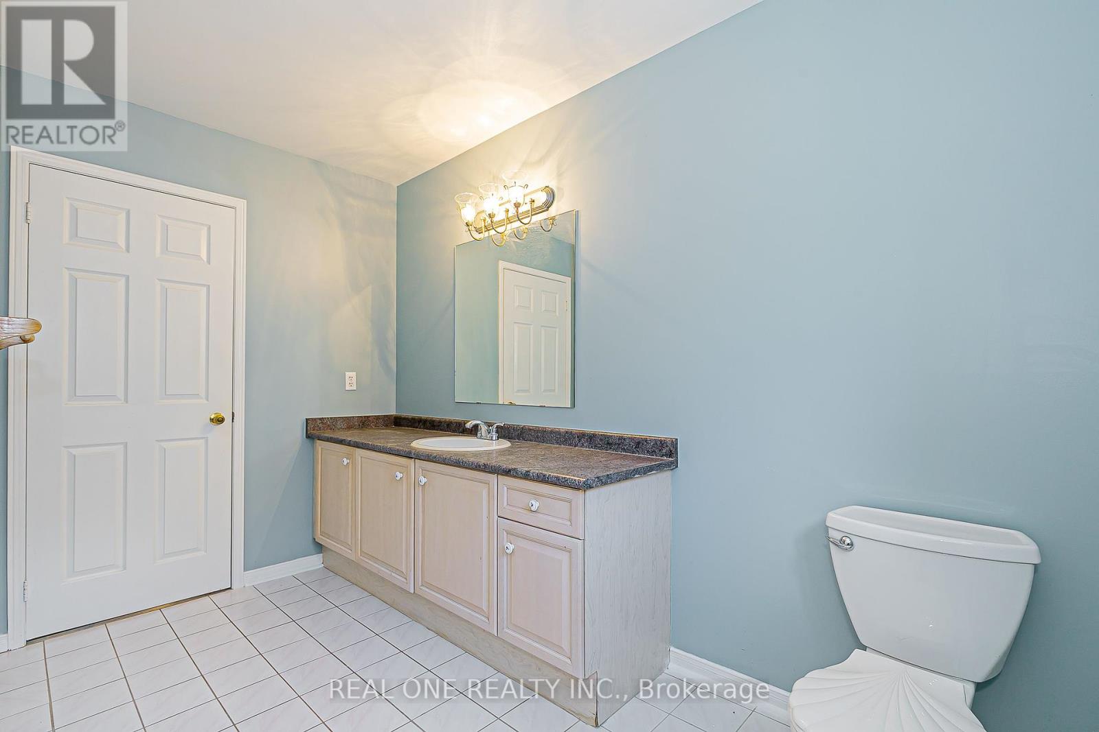 493 Sandalwood Court, Oshawa, Ontario  L1G 7X9 - Photo 38 - E12301221