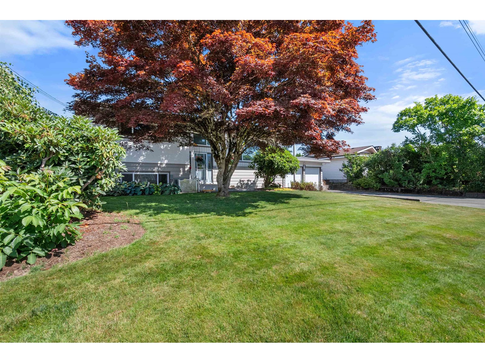 Property at 10118 BONAVISTA STREET image 2