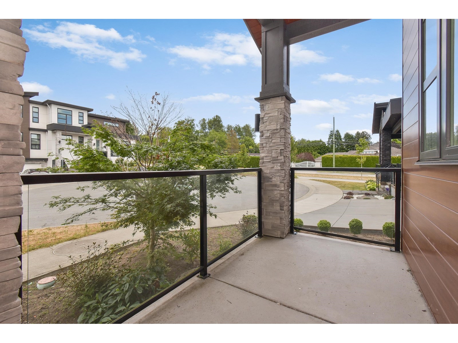 Property at 16782 18B AVENUE image 2