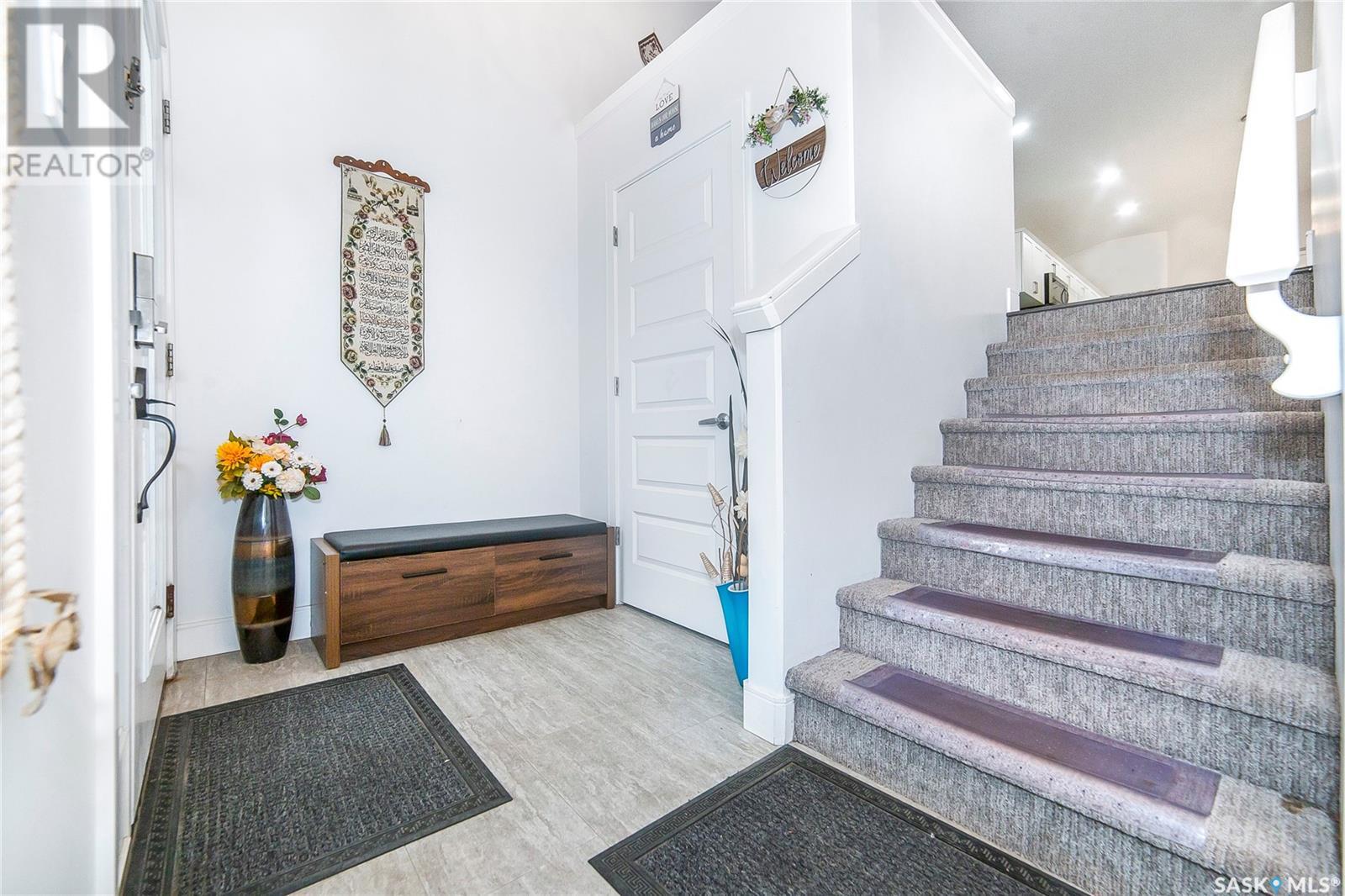 Property at 362 Hassard CLOSE image 5