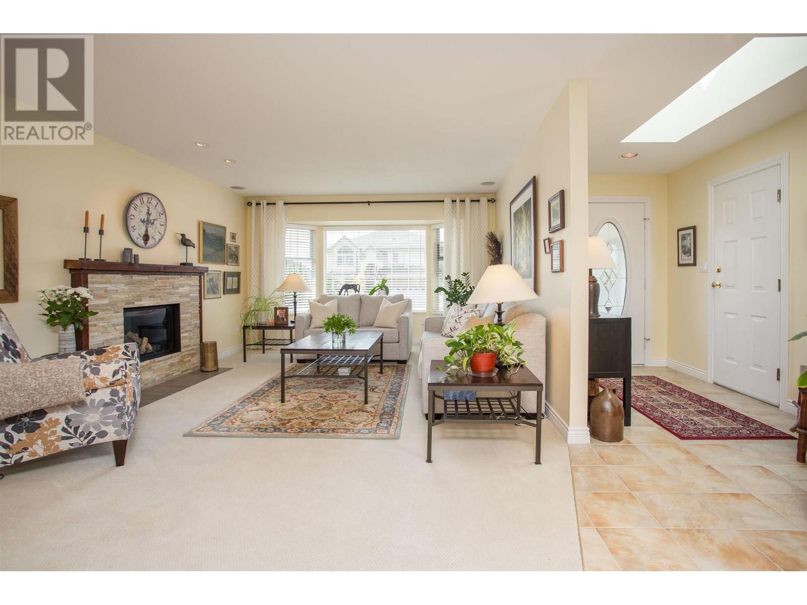 Property at 10421 TAMARACK CRESCENT image 4