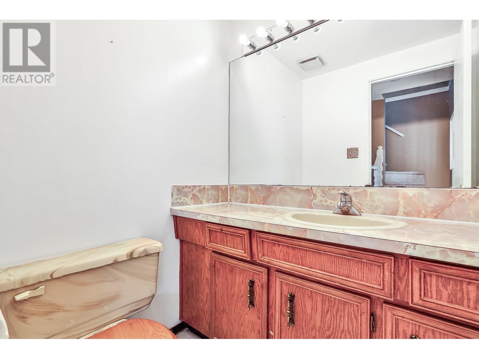 9811 Gilbert Crescent, Richmond, British Columbia  V7E 1H7 - Photo 11 - R3028510