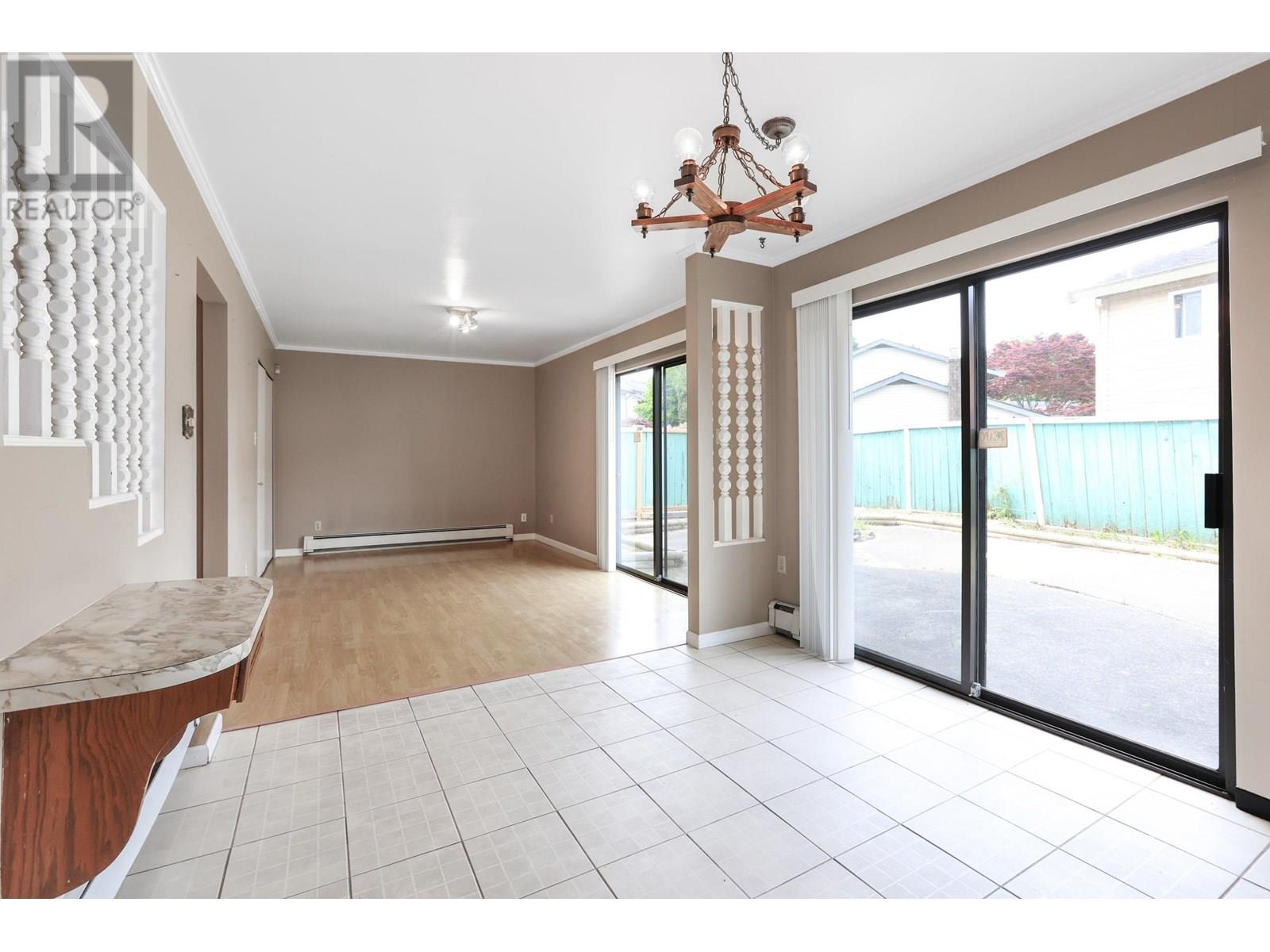 9811 Gilbert Crescent, Richmond, British Columbia  V7E 1H7 - Photo 6 - R3028510