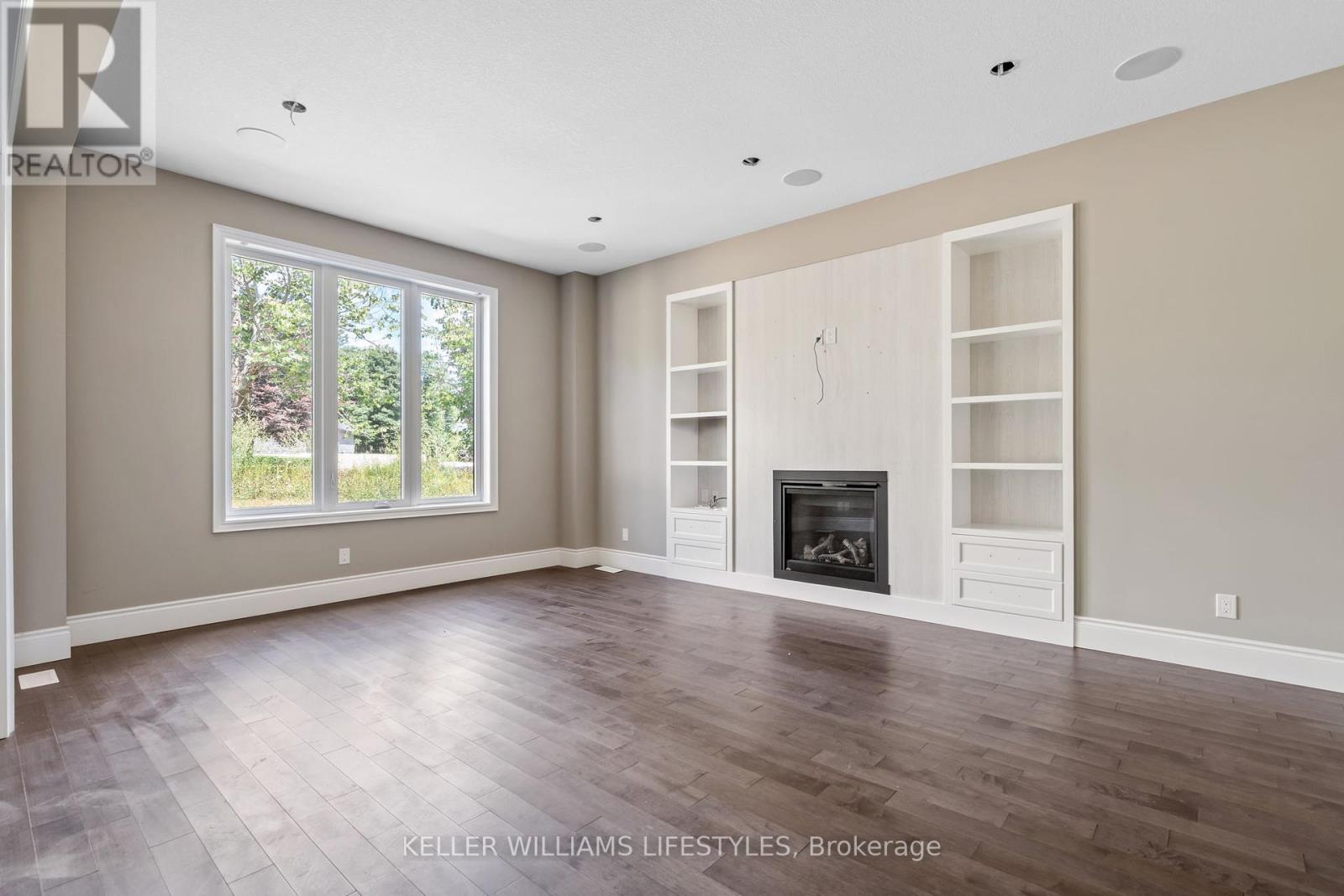 113 Birdie Court, Woodstock, Ontario  N4T 0N3 - Photo 4 - X12302593