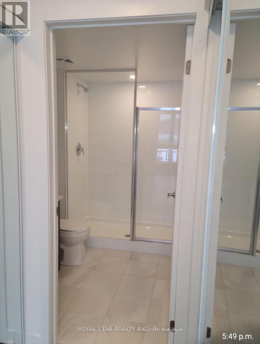 203 - 90 Canon Jackson Drive, Toronto, Ontario  M6M 0C1 - Photo 8 - W12289094