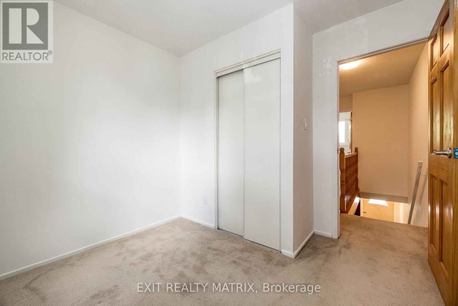 968 Meadowlands Drive, Ottawa, Ontario  K2C 0K3 - Photo 25 - X12302886