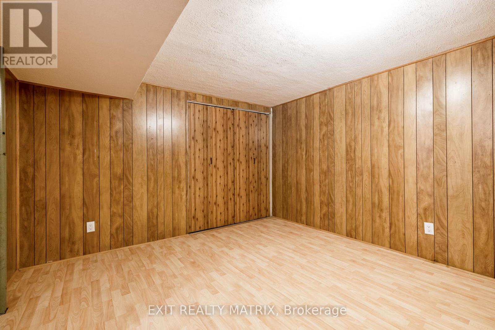 968 Meadowlands Drive, Ottawa, Ontario  K2C 0K3 - Photo 30 - X12302886