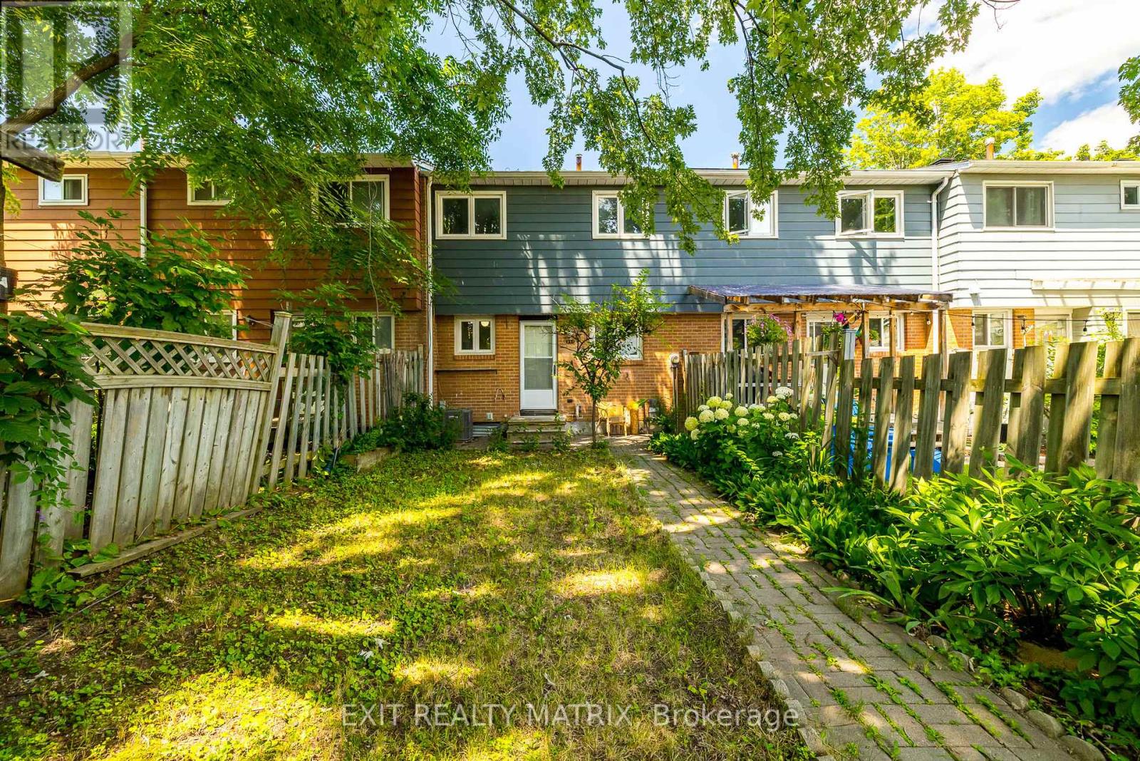 968 Meadowlands Drive, Ottawa, Ontario  K2C 0K3 - Photo 33 - X12302886