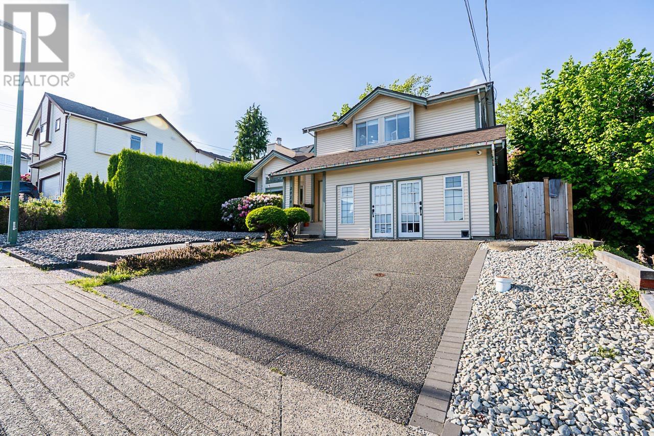 2919 Walton Avenue, Coquitlam, British Columbia V3B 2W4 - Photo 2 - R3029534