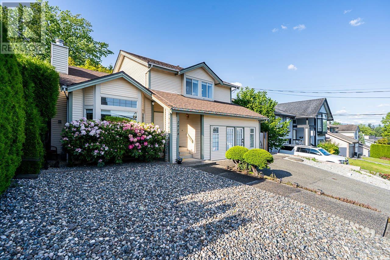 2919 Walton Avenue, Coquitlam, British Columbia V3B 2W4 - Photo 3 - R3029534