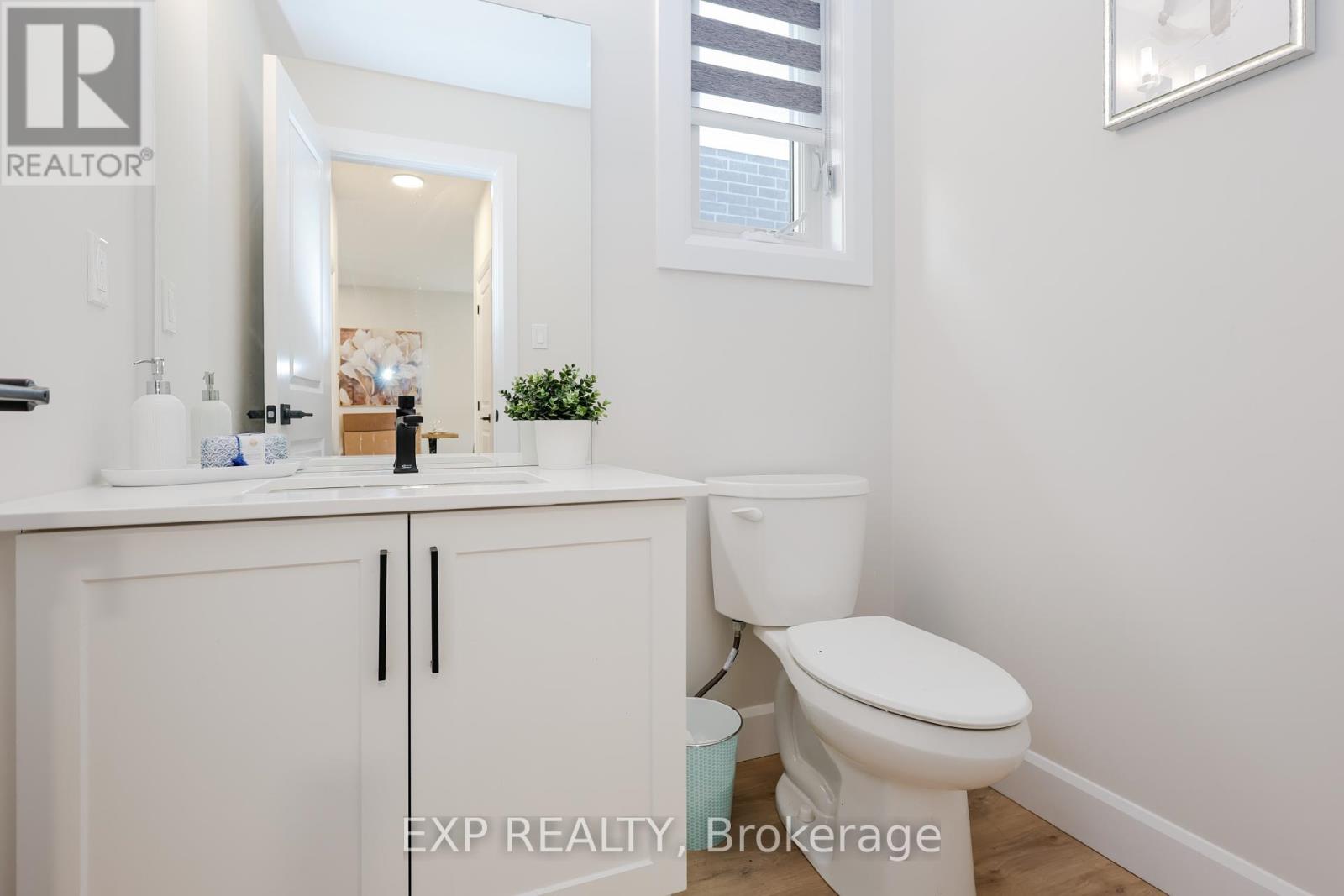 6687 Royal Magnolia Avenue, London South, Ontario  N6P 1H5 - Photo 14 - X12302119