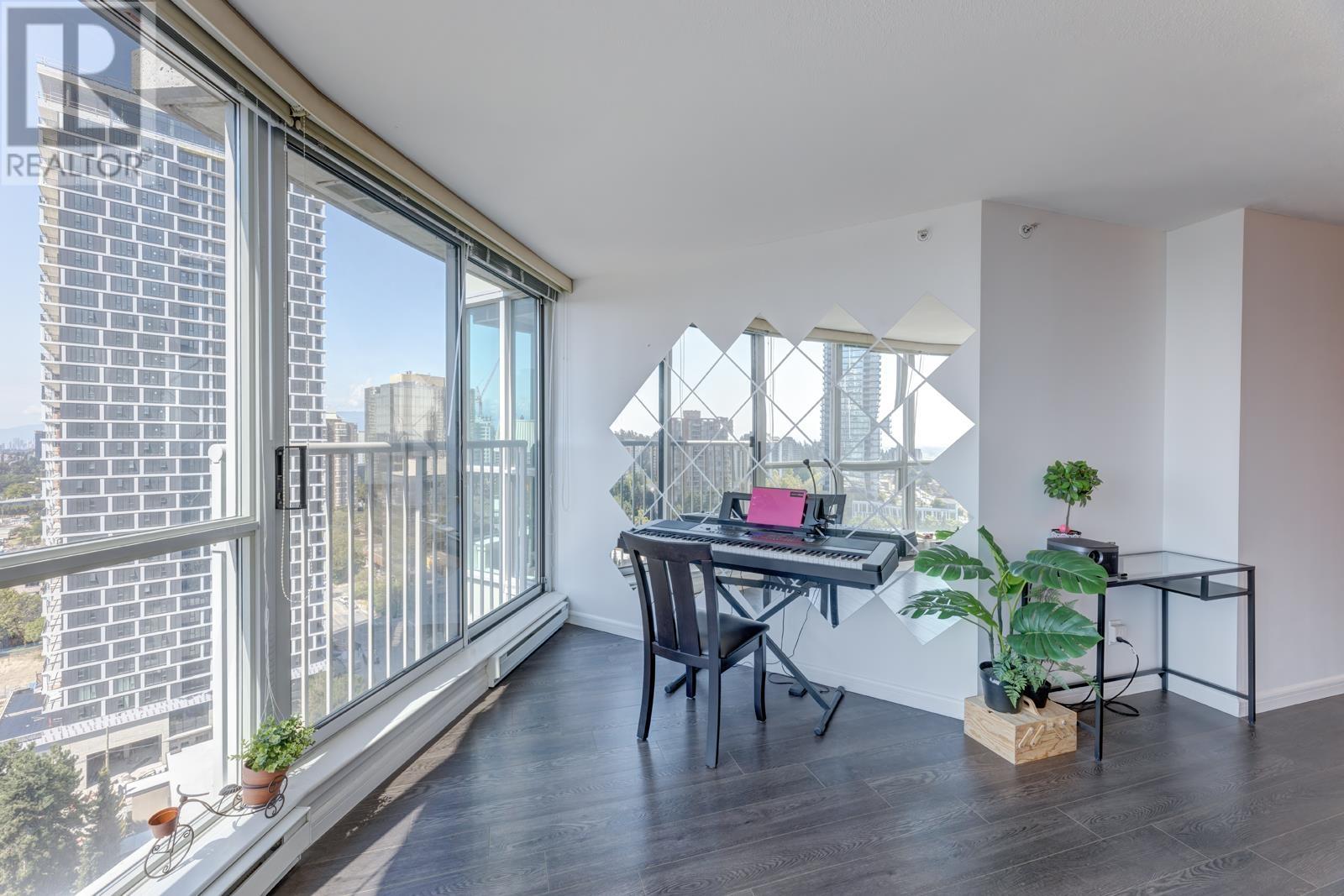 Listing Picture 11 of 23 : 2103 6088 WILLINGDON AVENUE, Burnaby / 本拿比 - 魯藝地產 Yvonne Lu Group - MLS Medallion Club Member