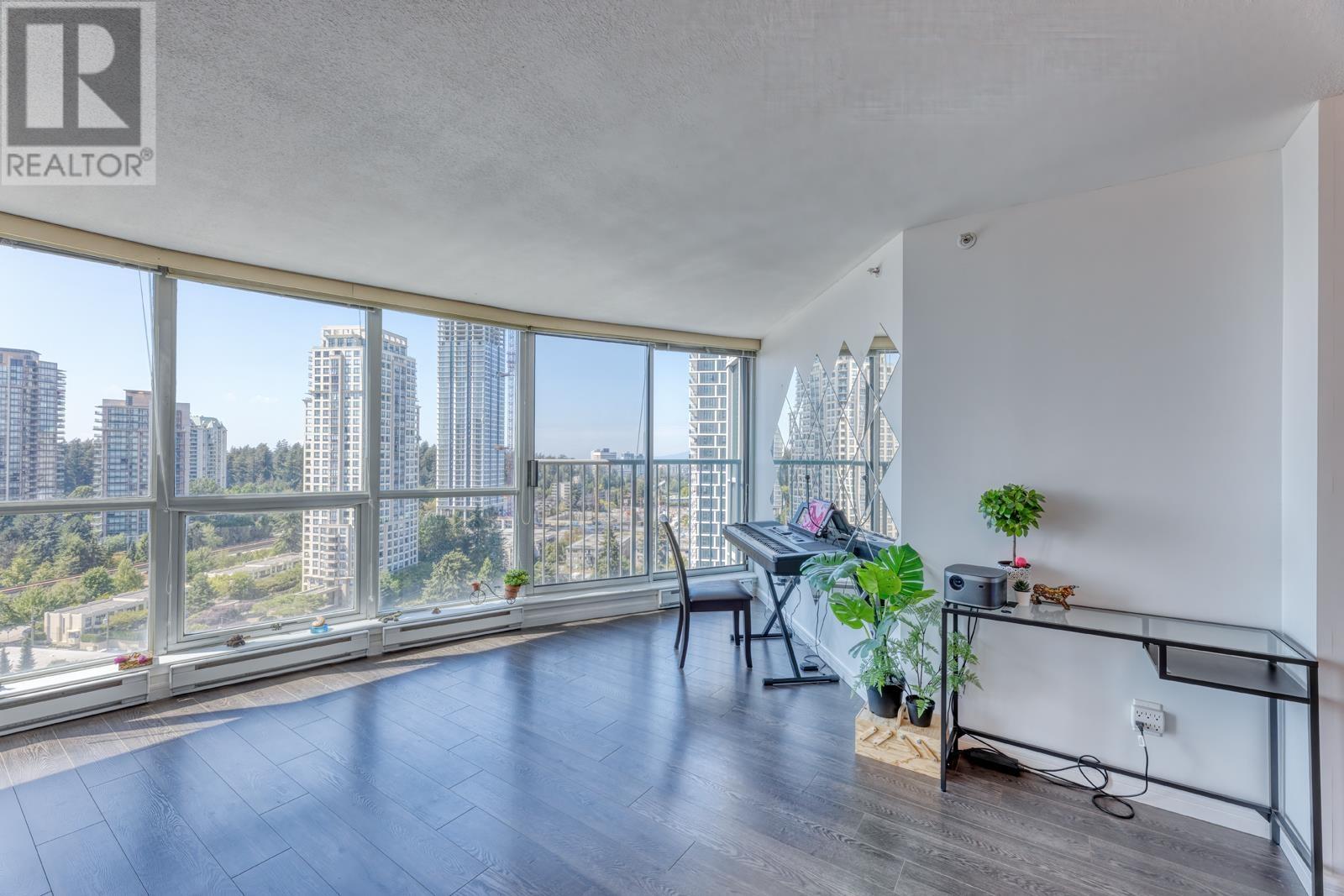Listing Picture 9 of 23 : 2103 6088 WILLINGDON AVENUE, Burnaby / 本拿比 - 魯藝地產 Yvonne Lu Group - MLS Medallion Club Member