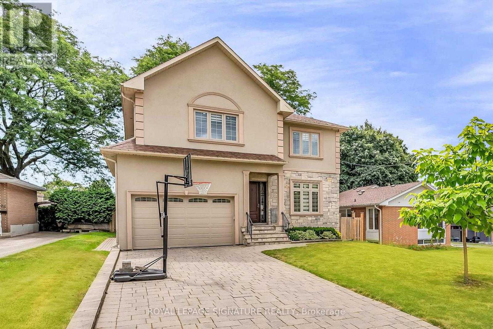 Property at 27 CARONPORT CRESCENT image 1