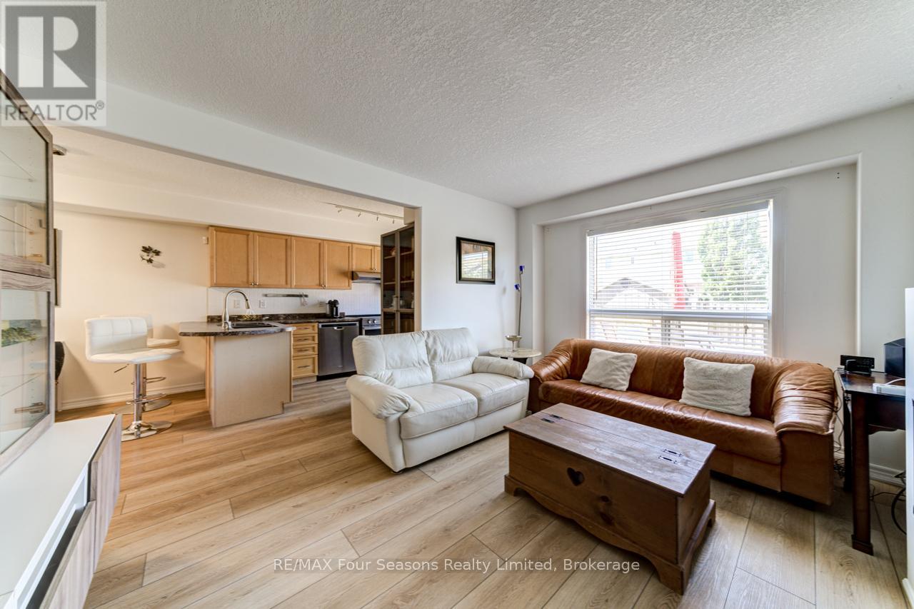 60 Barr Street, Collingwood, Ontario  L9Y 0E6 - Photo 14 - S12302848