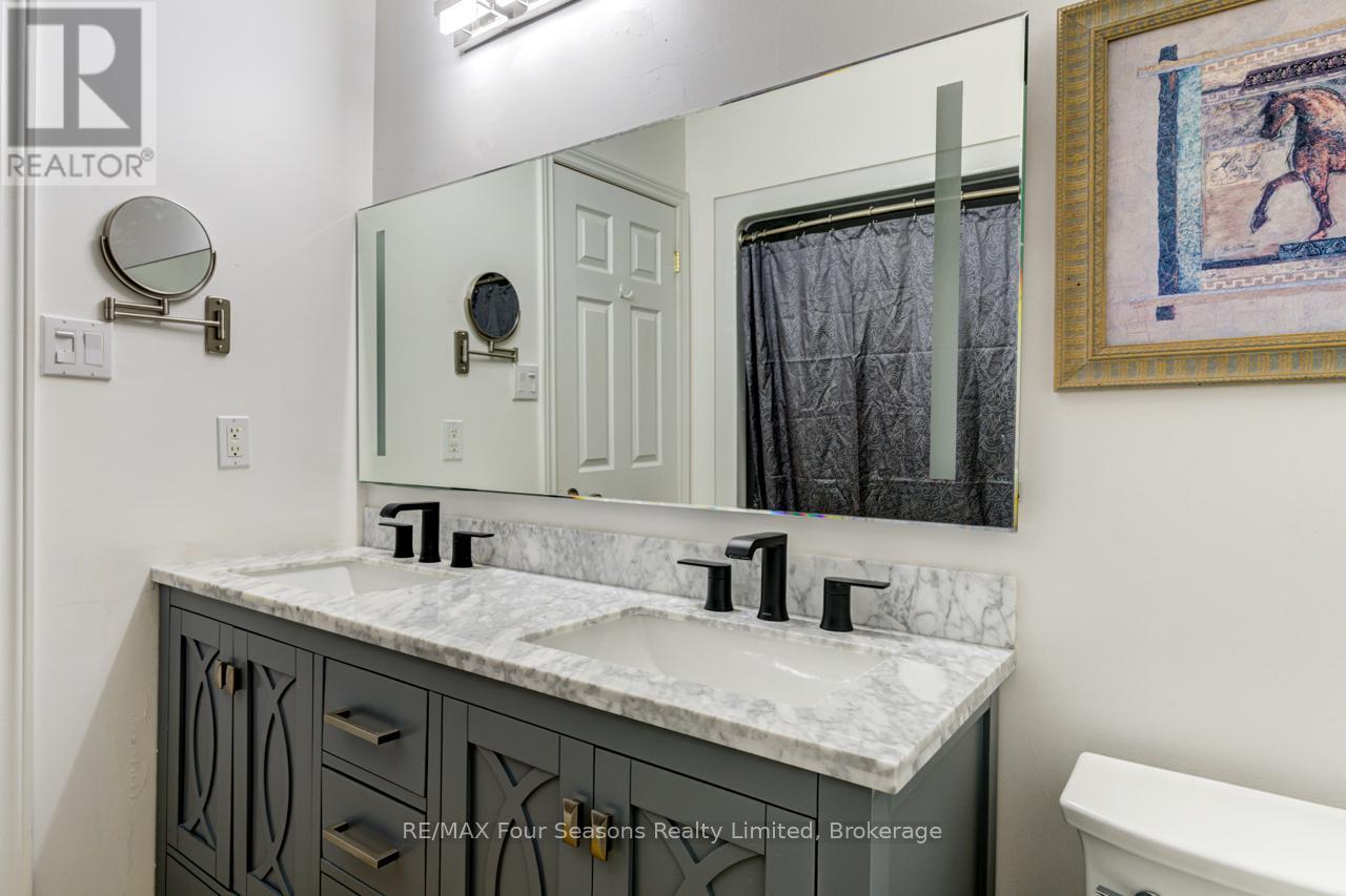 60 Barr Street, Collingwood, Ontario  L9Y 0E6 - Photo 26 - S12302848