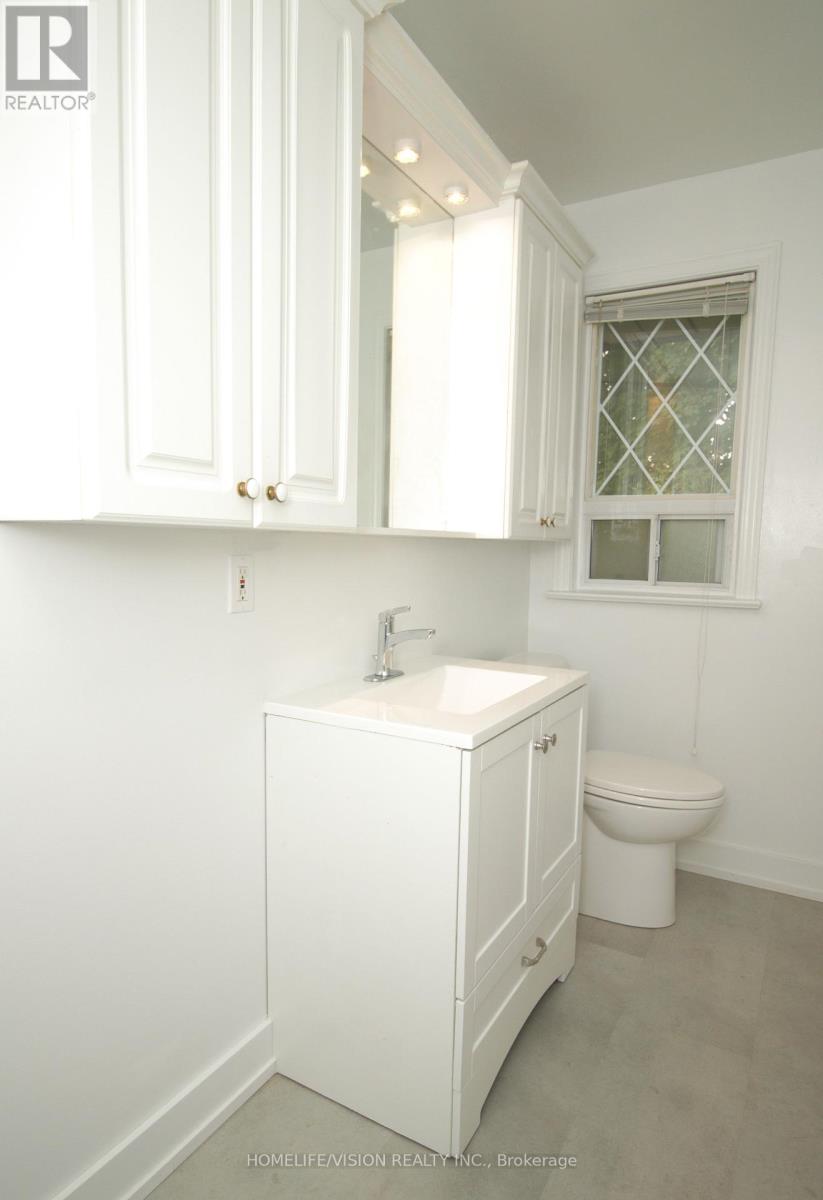 61 Lewiston Road, Toronto, Ontario  M1P 1X8 - Photo 12 - E12302703