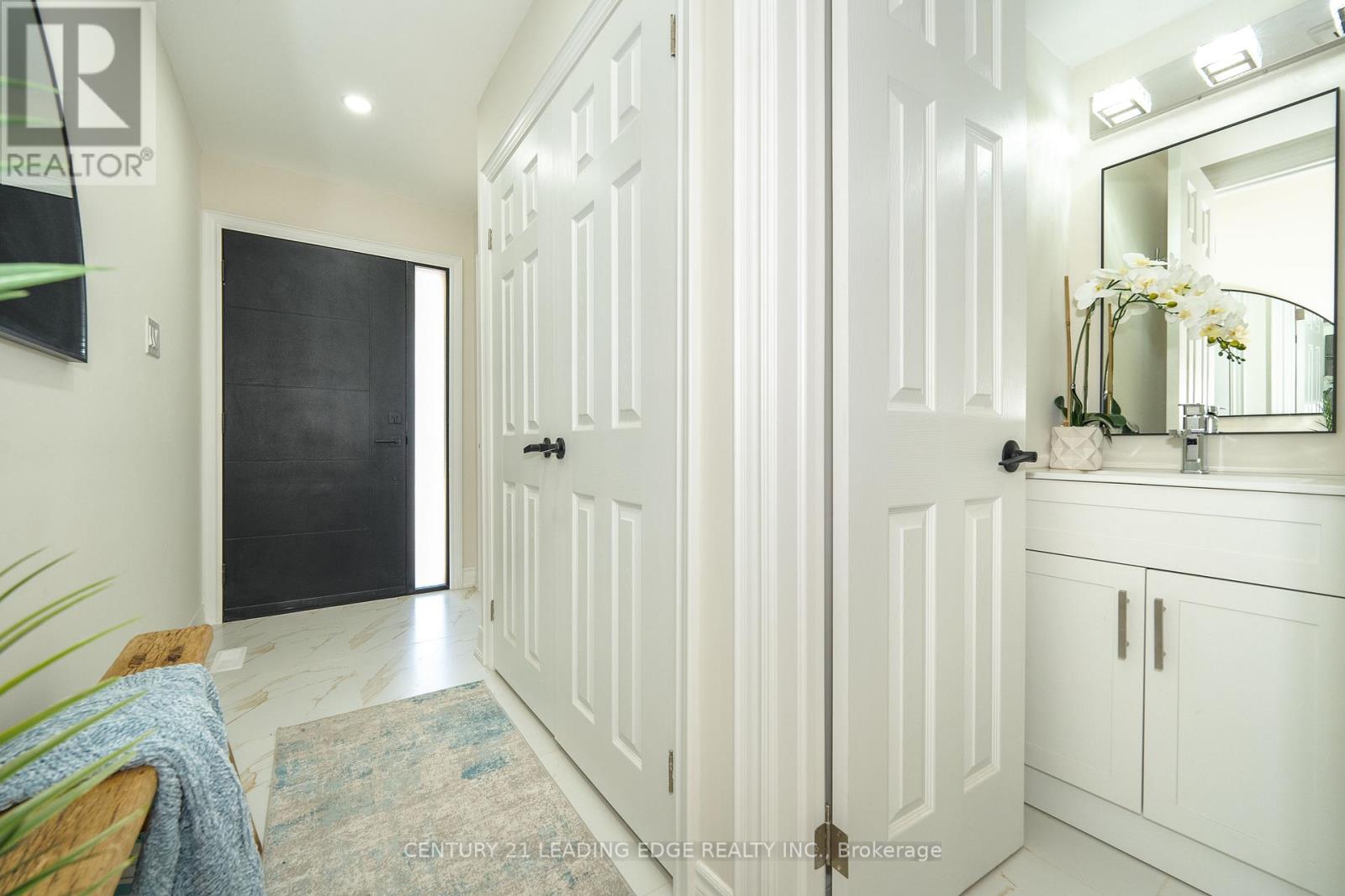 Property at 64 BUCKHURST CRESCENT image 3
