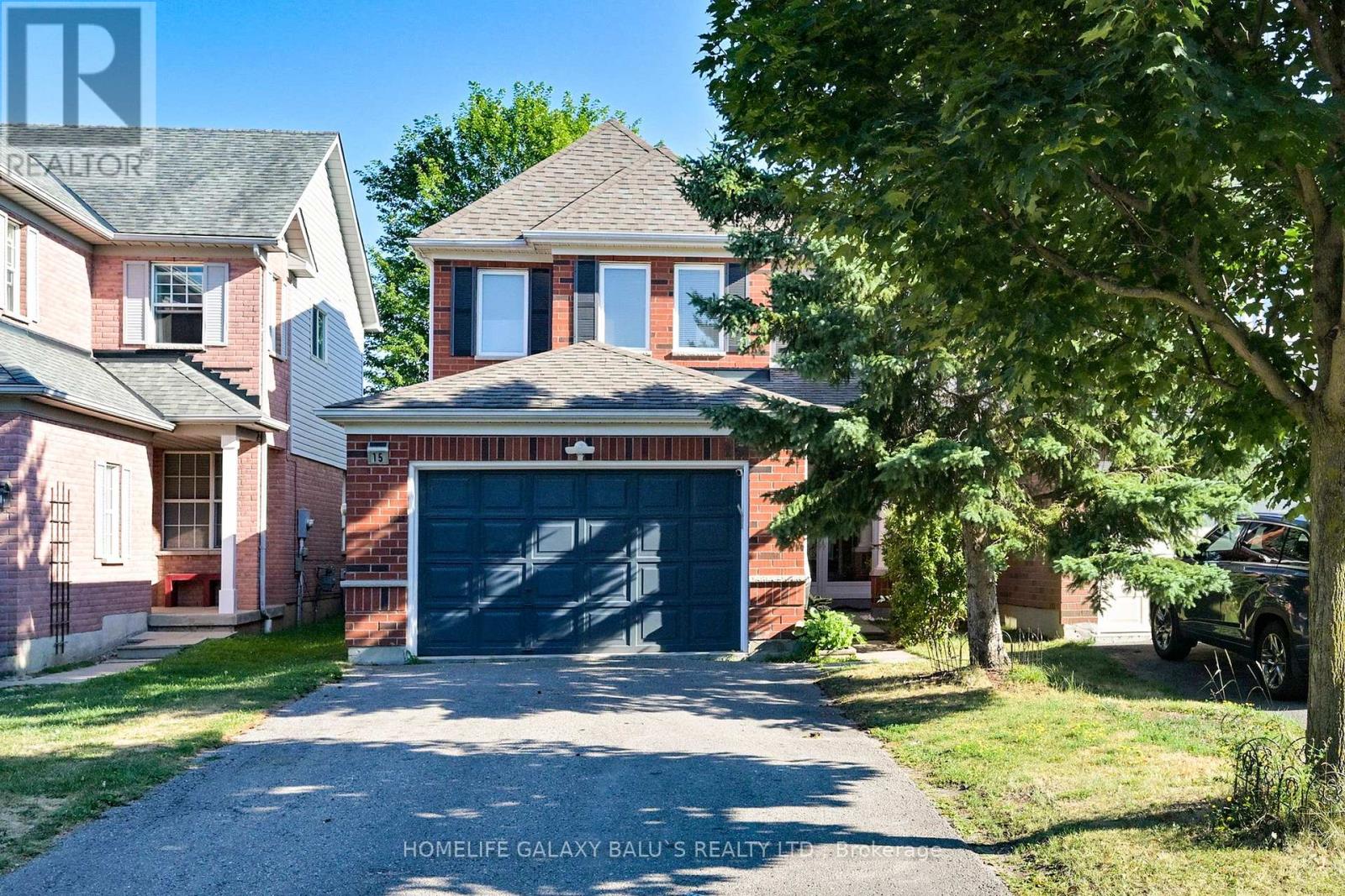15 BLACKSMITH LANE, Whitby, Ontario