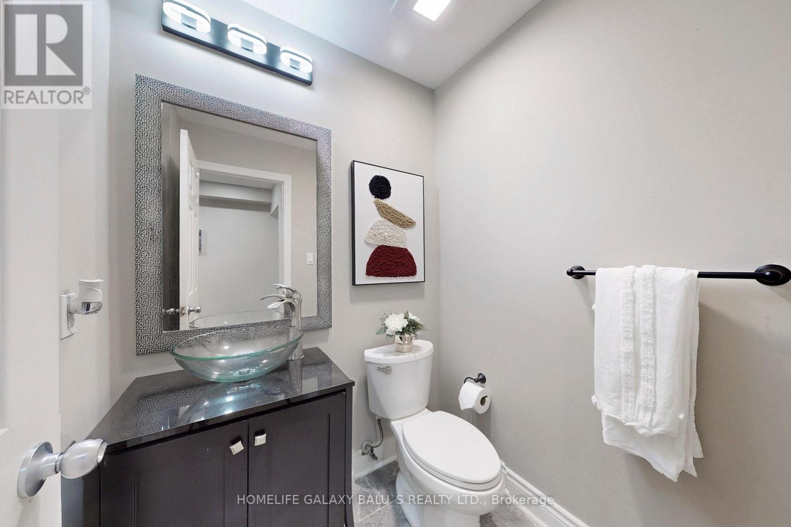15 Blacksmith Lane, Whitby, Ontario  L1P 1N2 - Photo 21 - E12302773
