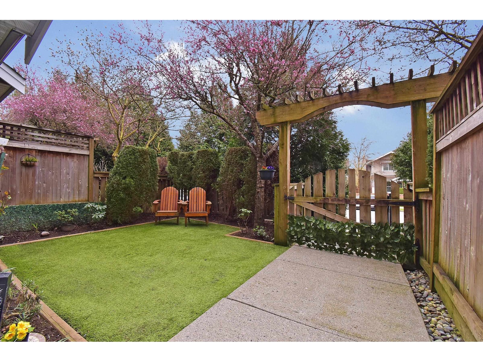 Property at 45 20449 66 AVENUE image 3